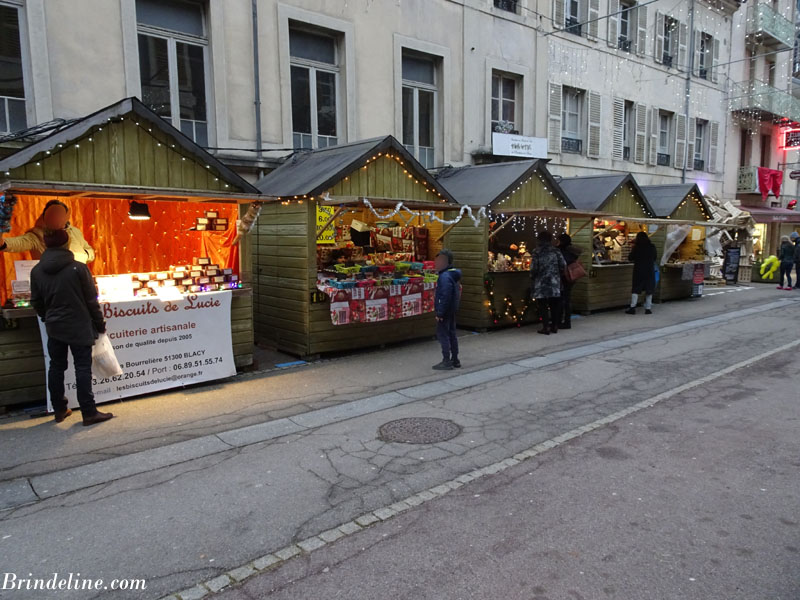 Chalets du marché de Noël de Plombières les Bains