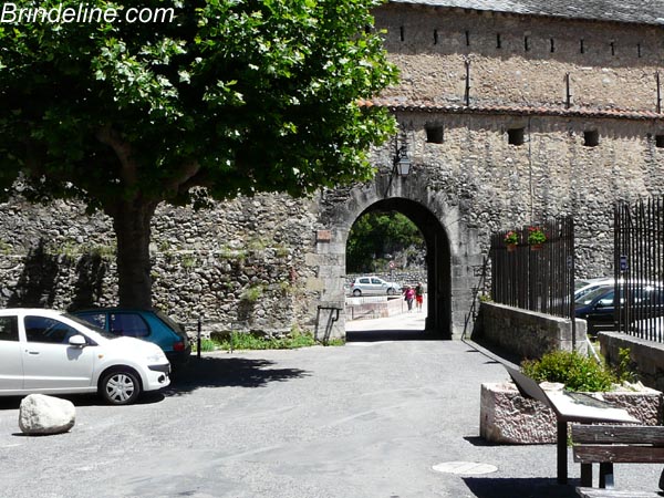 Villefranche de Conflent (Pyrénées Orientales) - le village fortifié par Vauban