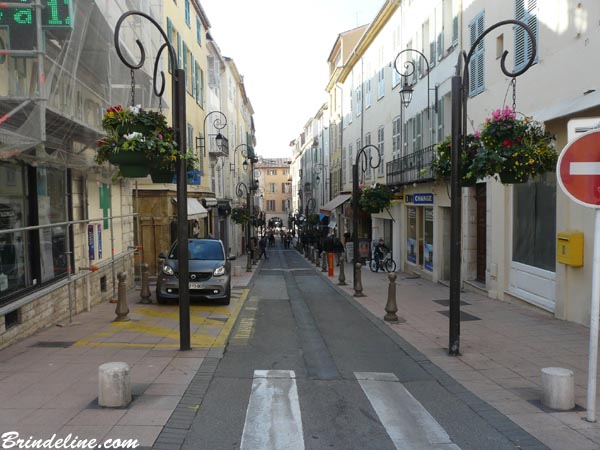 Rue d'Antibes (Alpes Maritimes)