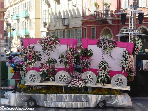 Carnaval de Nice - Corso fleuri - bataille de fleurs